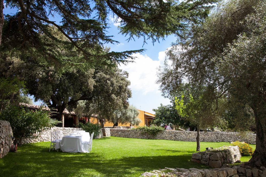 Agriturismo Borgo Degli Ulivi Canicattini Bagni Exterior foto