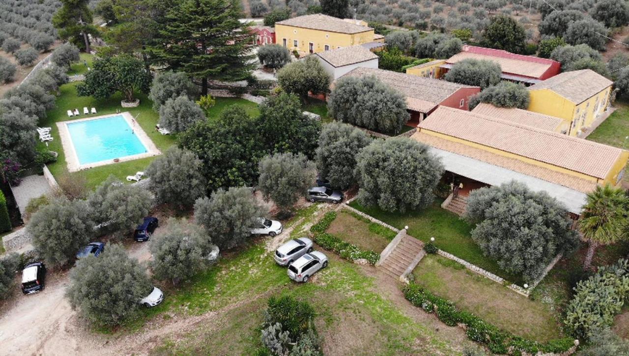 Agriturismo Borgo Degli Ulivi Canicattini Bagni Exterior foto